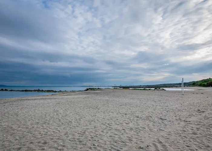Lägenhet Cozy One-bedroom In Night Breeze