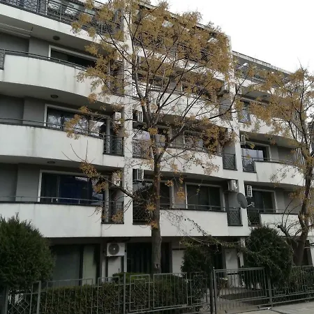 Daire Cozy One-bedroom In Night Breeze *