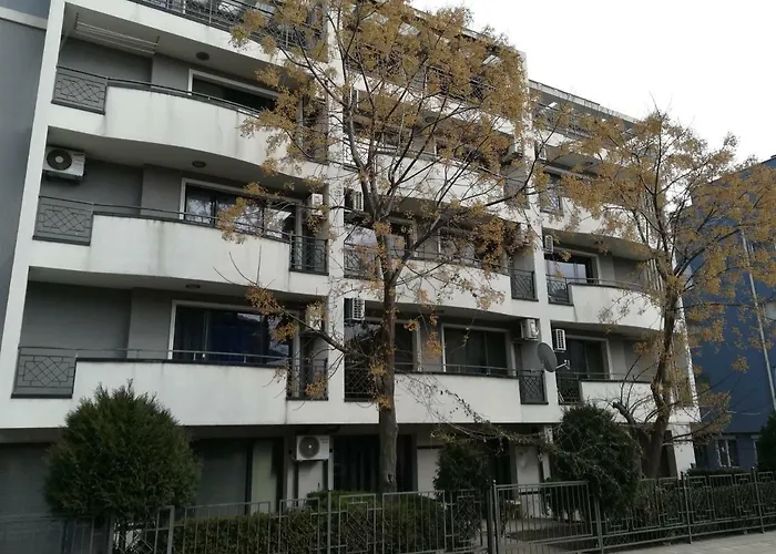 Apartament Cozy One-bedroom In Night Breeze *