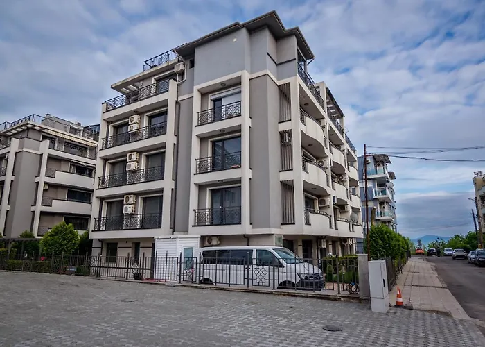 Apartament Cozy One-bedroom In Night Breeze Burgas City